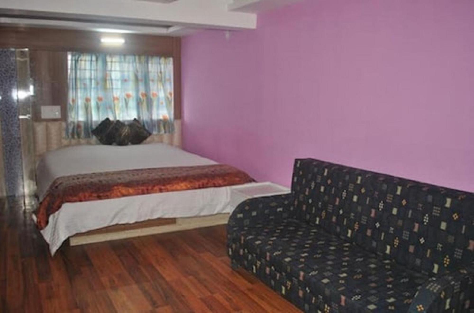 Grg Broadway Mall Road Darjeeling By Royal Collection Hotel Kültér fotó