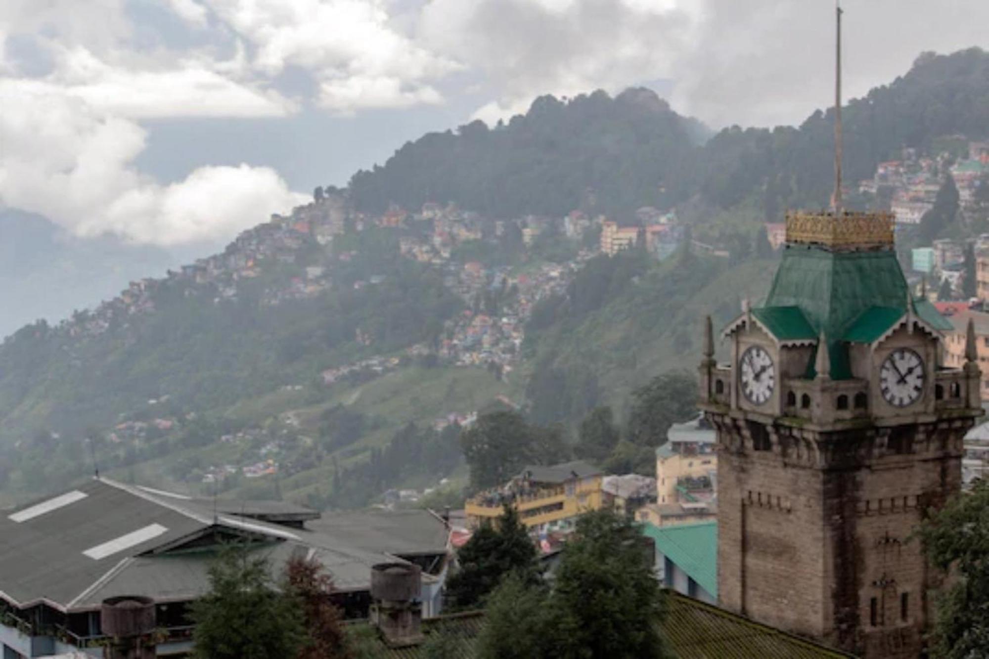 Grg Broadway Mall Road Darjeeling By Royal Collection Hotel Kültér fotó