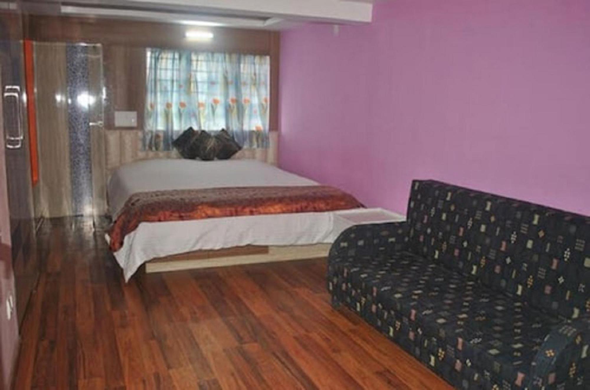 Grg Broadway Mall Road Darjeeling By Royal Collection Hotel Kültér fotó