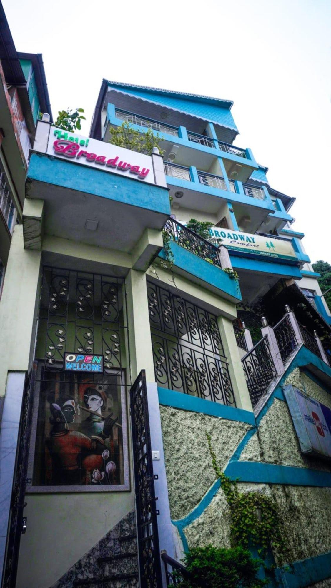Grg Broadway Mall Road Darjeeling By Royal Collection Hotel Kültér fotó